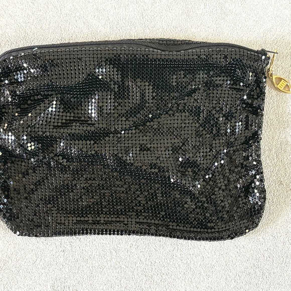Vintage Elka Black Metal Mesh Clutch Bag & Black Mesh Eyeglass Holder - 2 Pieces - Picture 2 of 3